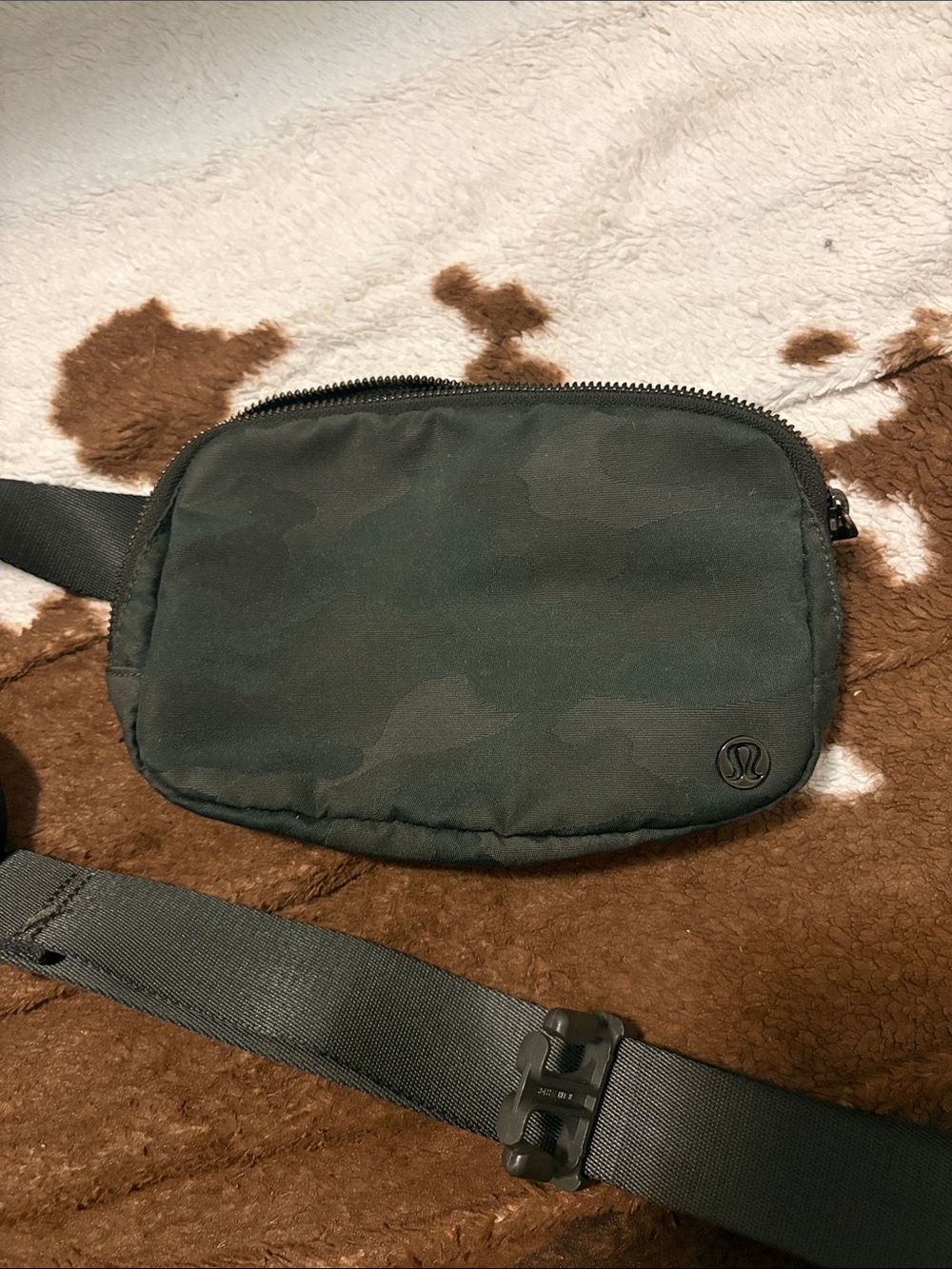 lululemon athletica Dark Green Camo Waist Pack